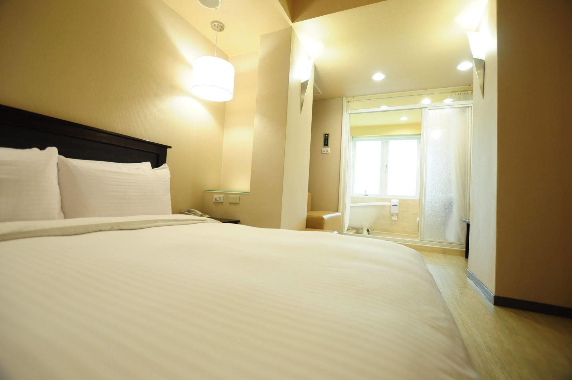 Kindness Xin Jue Jiang Hotell Kaohsiung Eksteriør bilde