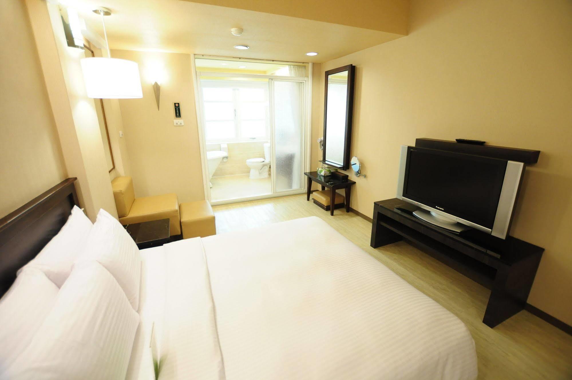 Kindness Xin Jue Jiang Hotell Kaohsiung Eksteriør bilde